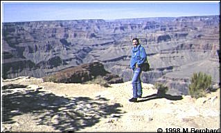 Am Rand des Grand Canyon